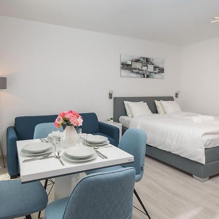 Luxury Studios & Rooms Seven Split Exteriör bild