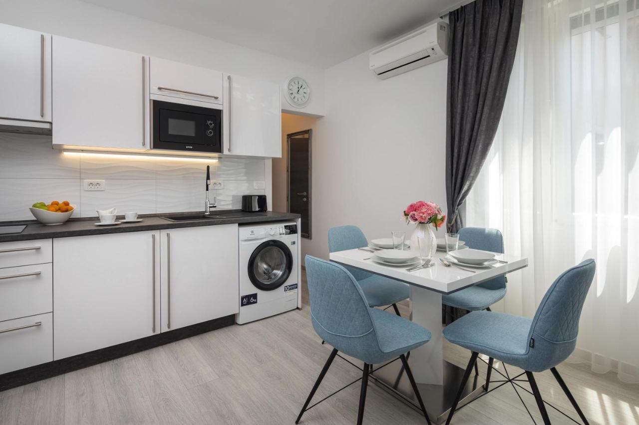Luxury Studios & Rooms Seven Split Exteriör bild